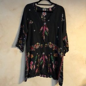 Johnny Was Kota V-Neck Too Size Small